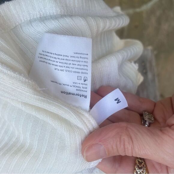 REFORMATION LEIGH RUCHED CAMISOLE SZ Medium - Picture 7 of 10